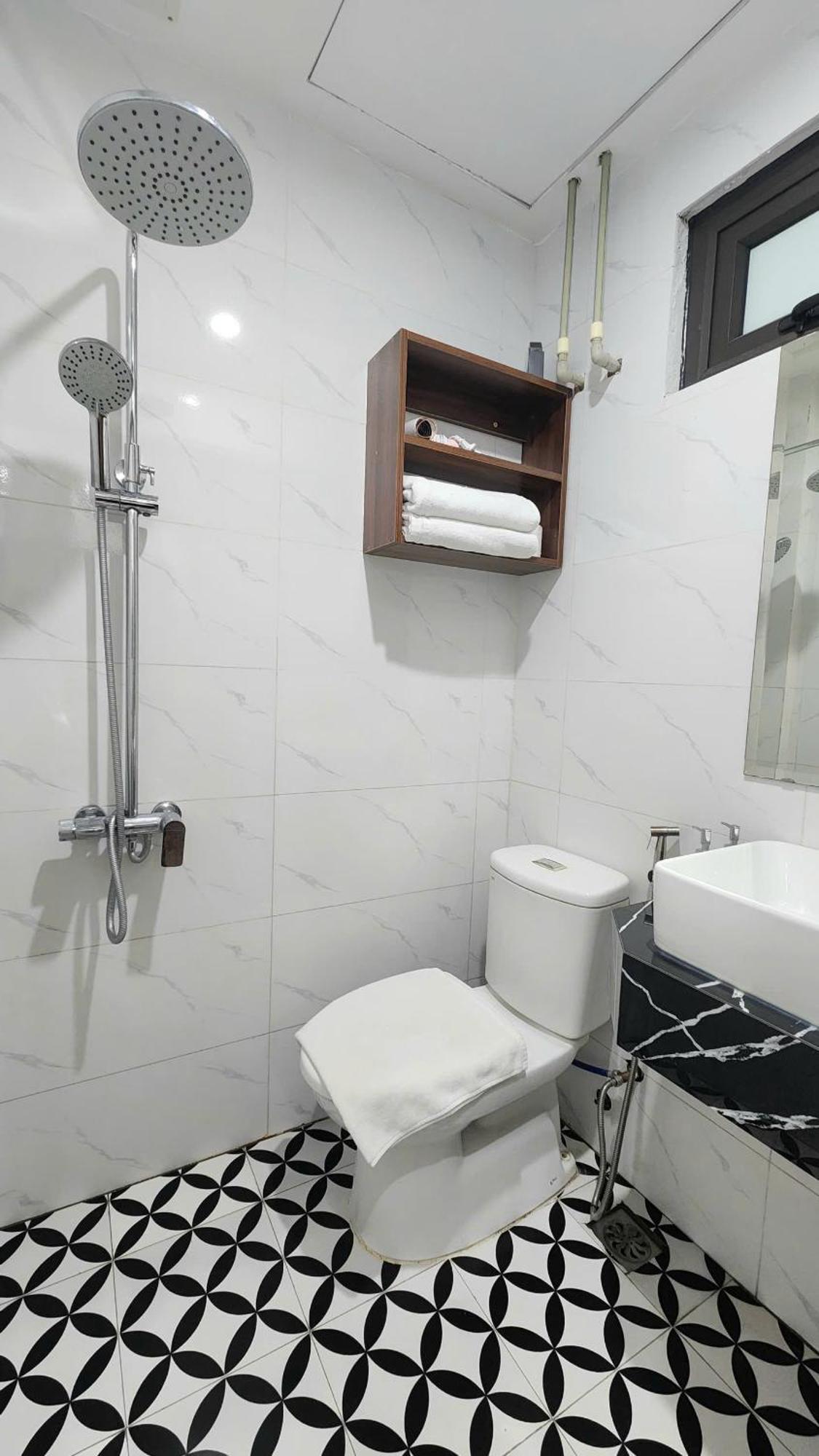 The Ambery Hanoi Boutique Hotel & Travel Buitenkant foto